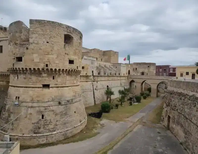 Castello Svevo — Brindisi