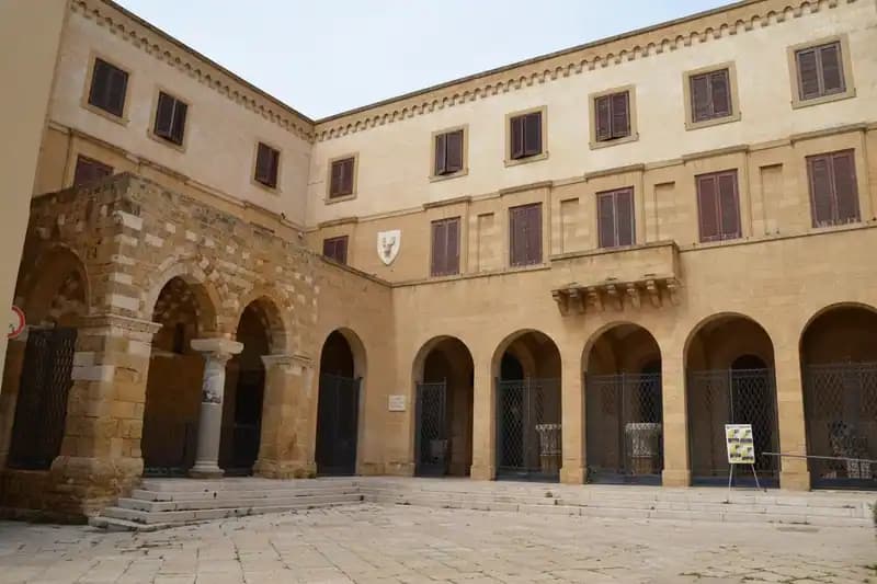 Museo Archeologico Francesco Ribezzo — Brindisi