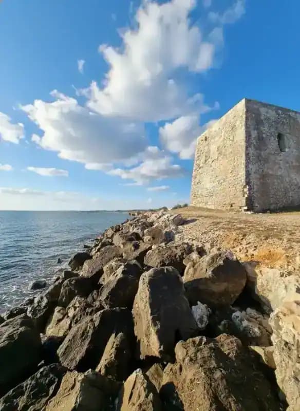 Turm Specchia Ruggeri — Torre Specchia Ruggeri