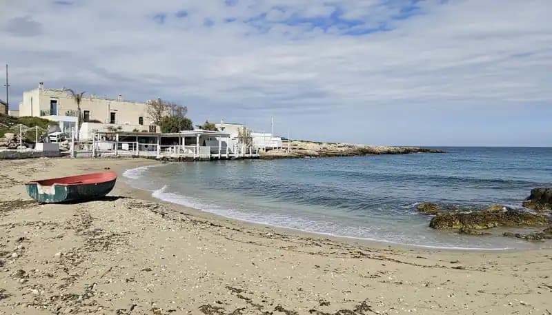 Porto Ghiacciolo Beach — Beach (free-access)