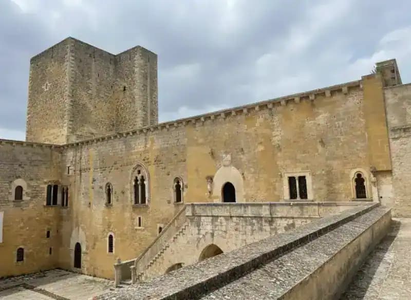 Castello normanno-svevo — Gioia del Colle