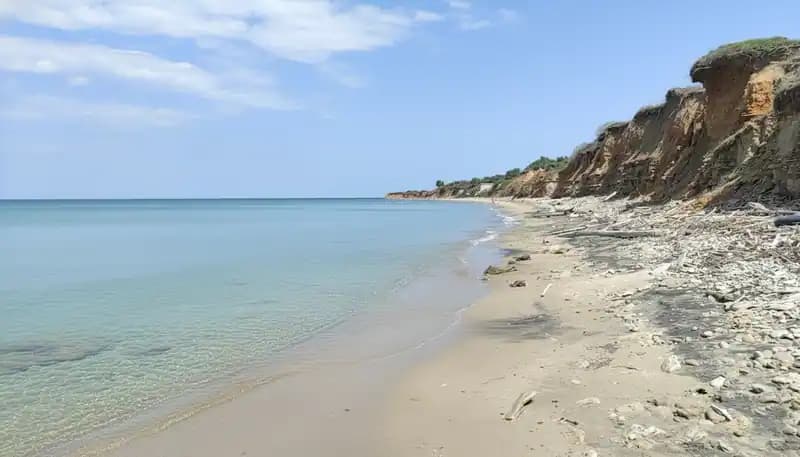 Mini Spiaggia Libera Via di Torre Resta — Brindisi