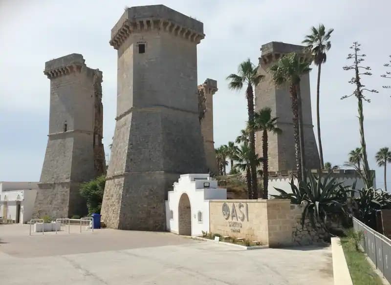 Torre del Fiume di Galatena (Quattro Colonne) — Nardò