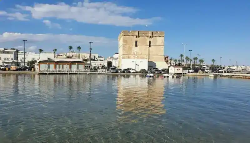 Torre Cesarea — Porto Cesareo