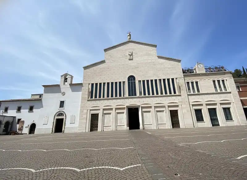 Heiligtum der Heiligen Maria Unserer Lieben Frau der Gnade — San Giovanni Rotondo