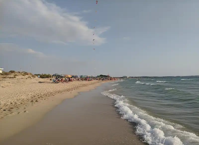 Spiaggia libera - Free Beach — Baia Verde